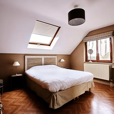 Des Cretes 別荘 デュルビュイ