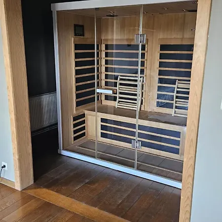 Des Cretes 別荘 デュルビュイ